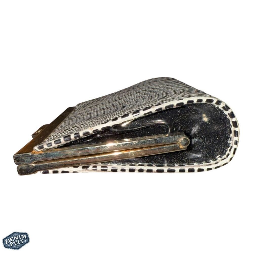 Salvatore Ferragamo Vintage Snap Frame Coin Wallet – Black & White Grid Pattern - Picture 4 of 12